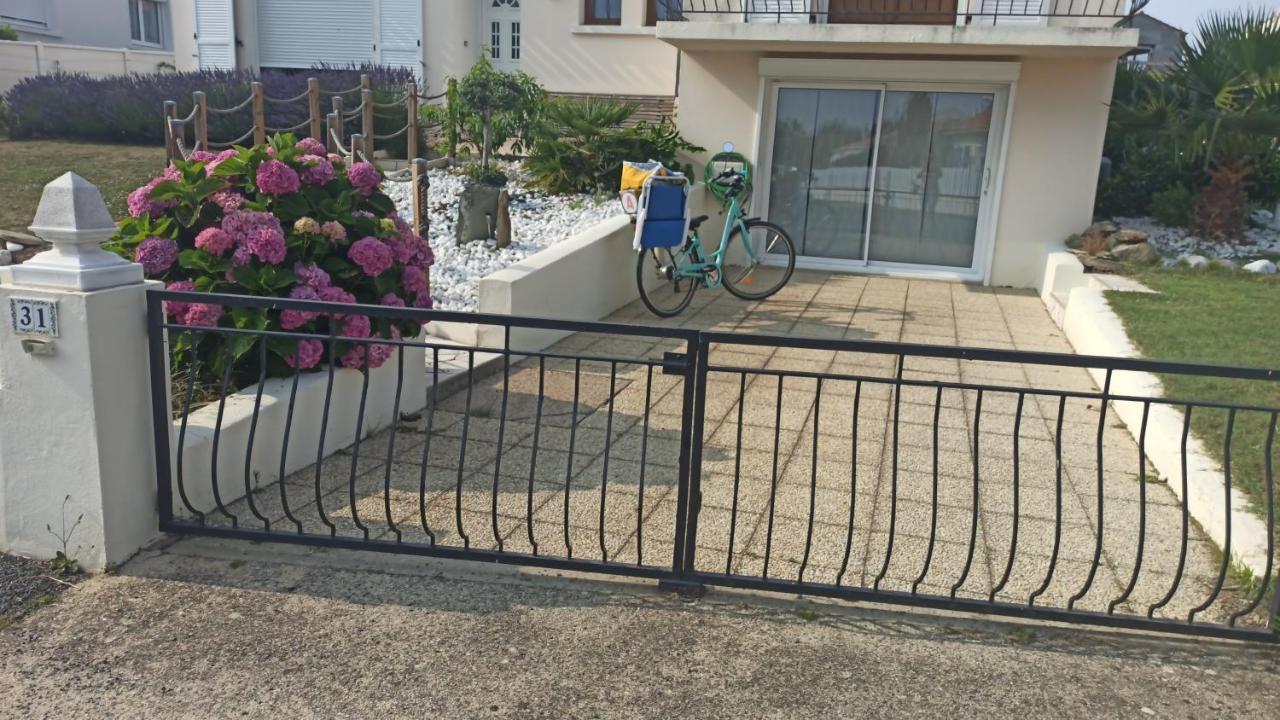 Chez Rig'S Villa Le Fenouiller Bagian luar foto